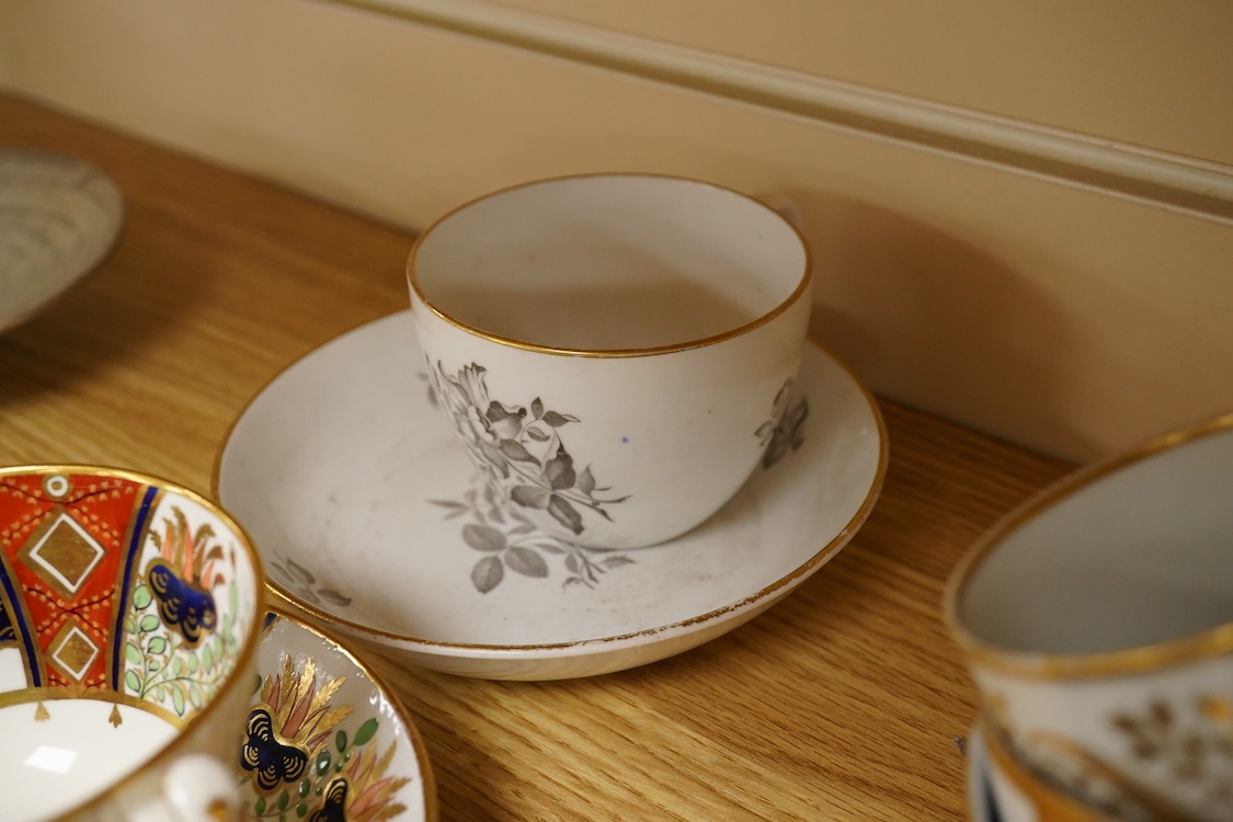 A group of 18th / early 19th century English porcelain tea wares, Worcester, Spode, etc